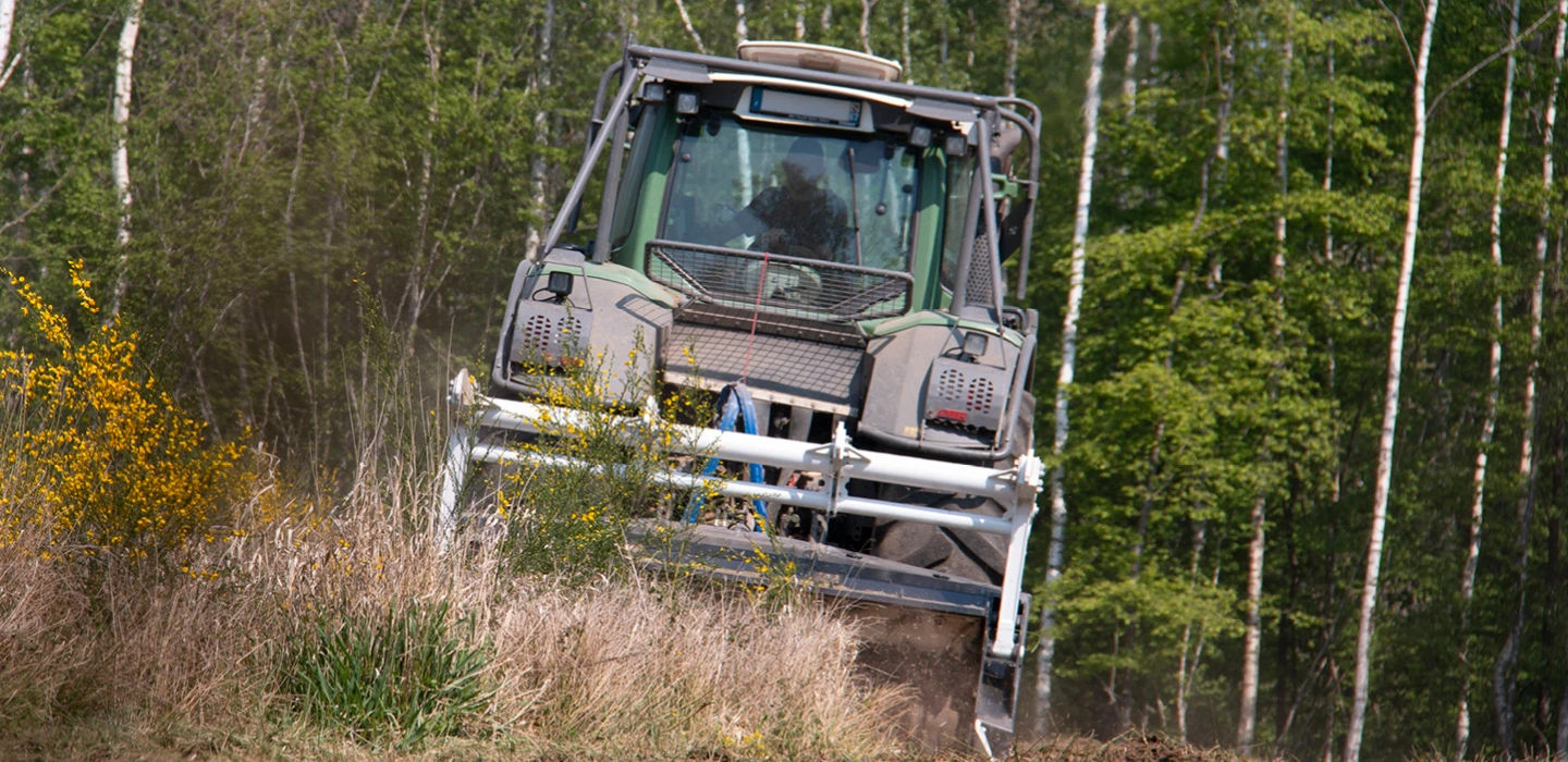 Broyeur Forestier pour Tracteur, Pelle et Robot Porte-outils